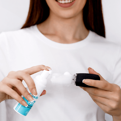 SonicBrush Pro + White Foam Toothpaste